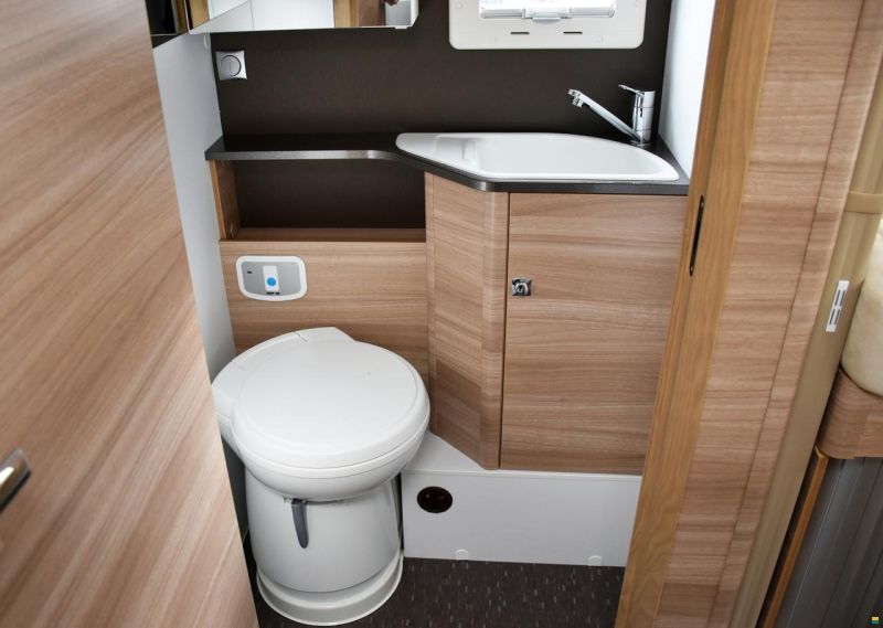 Adria CORAL PLUS S 670 SL 2.3 MJ