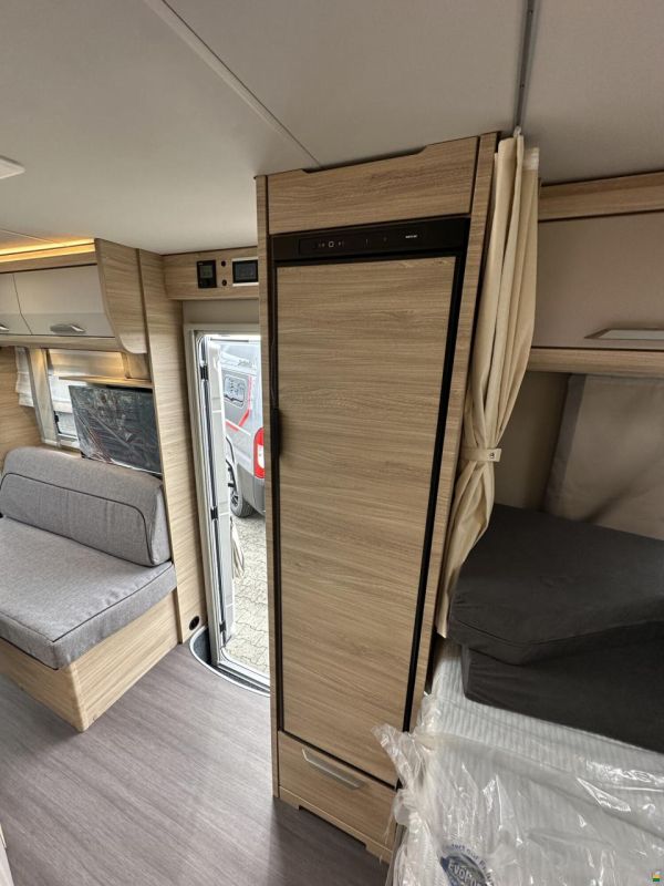 Knaus Van TI PLUS PLATINUM SELECTION 700 LF