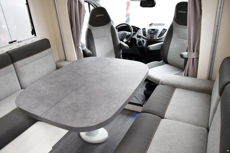 Challenger TRIGANO QUARTZ 380 2.0 TDCI