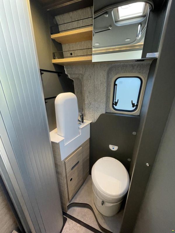 Dethleffs Globetrail 600 DK Performance