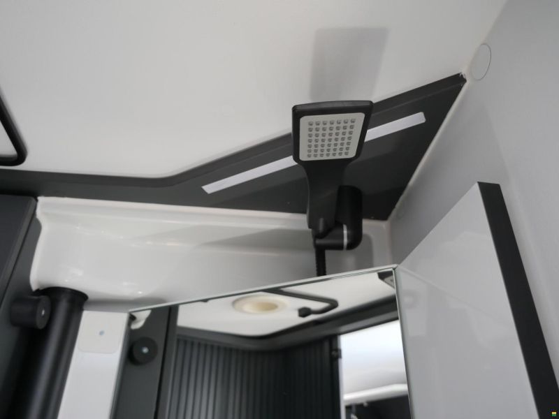 Adria Twin Supreme 640 SGX Automat