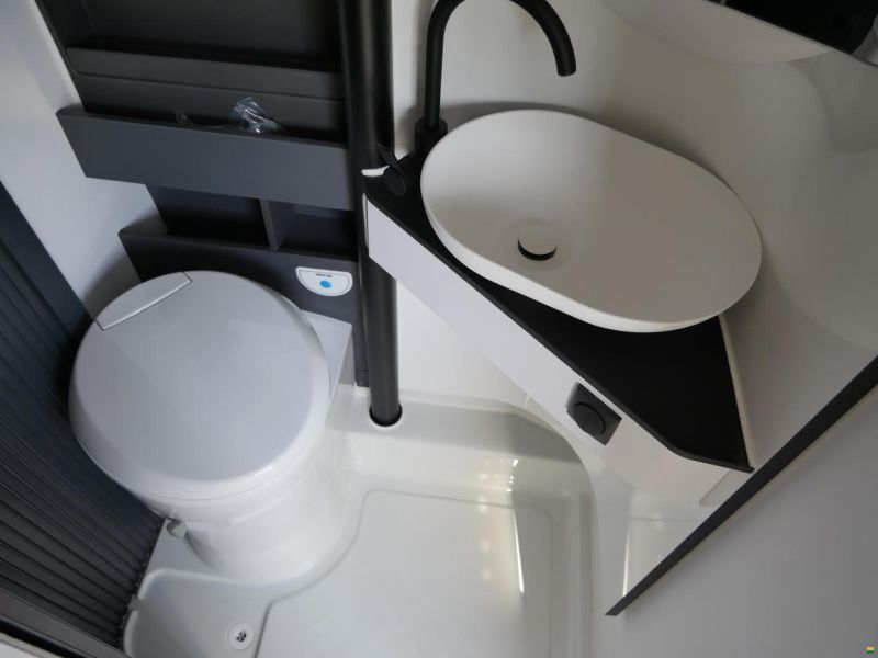 Adria Twin Supreme 600 SLB