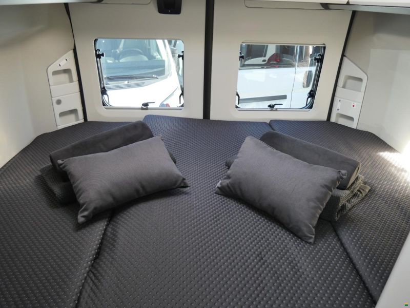 Adria Twin Supreme 600 SLB