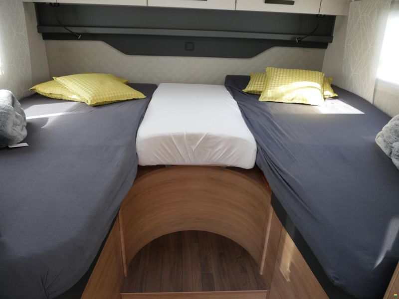 Knaus Live Ti 650 MEG Platinum Selection