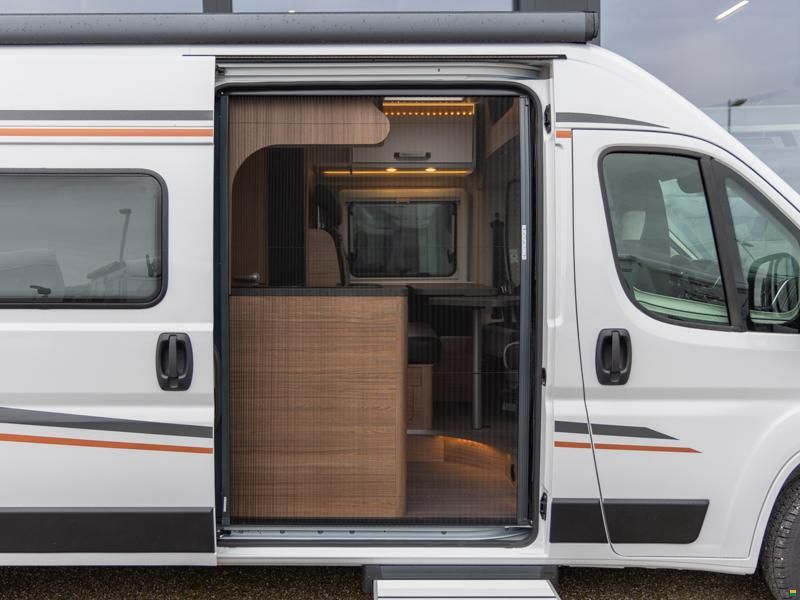 Weinsberg CaraBus 600 ME [Fire] Edition