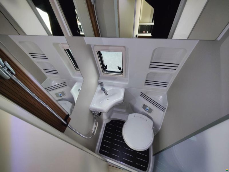 Westfalia Columbus 600 E Aufstelldach