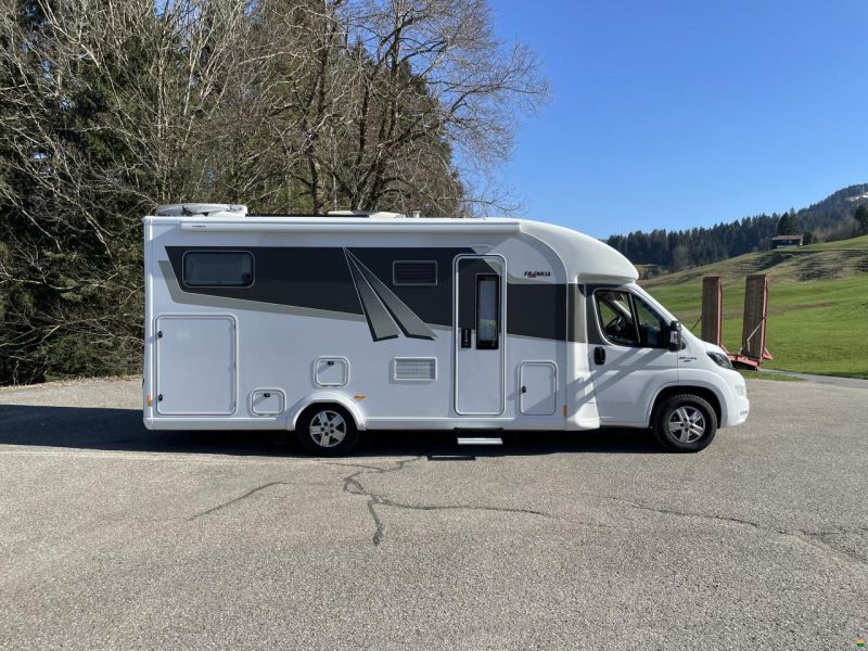 Frankia F-Line Luxery