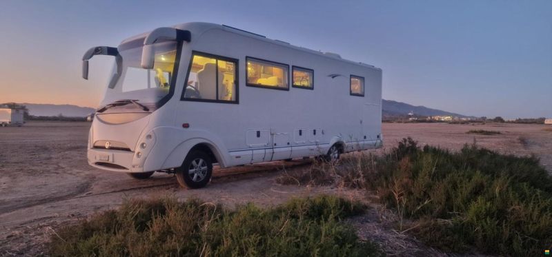 Carthago Liner de Luxe 68Q