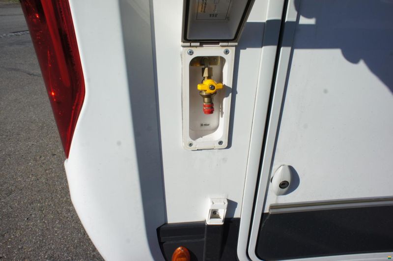 Adria Matrix Supreme 687 SL