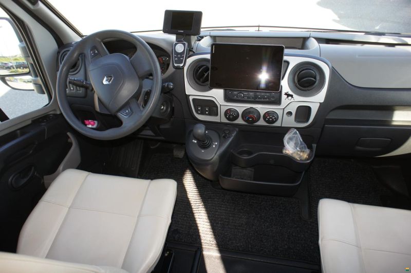 Adria Matrix Supreme 687 SL