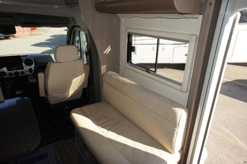 Adria Matrix Supreme 687 SL