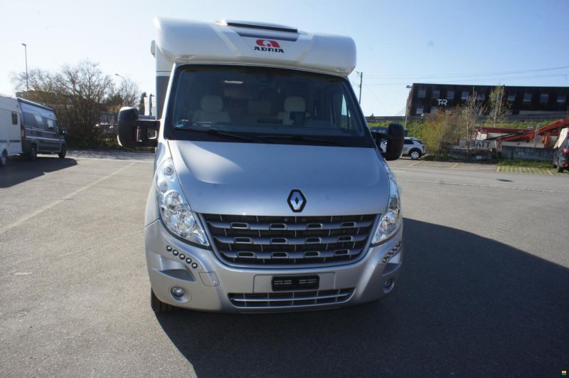 Adria Matrix Supreme 687 SL