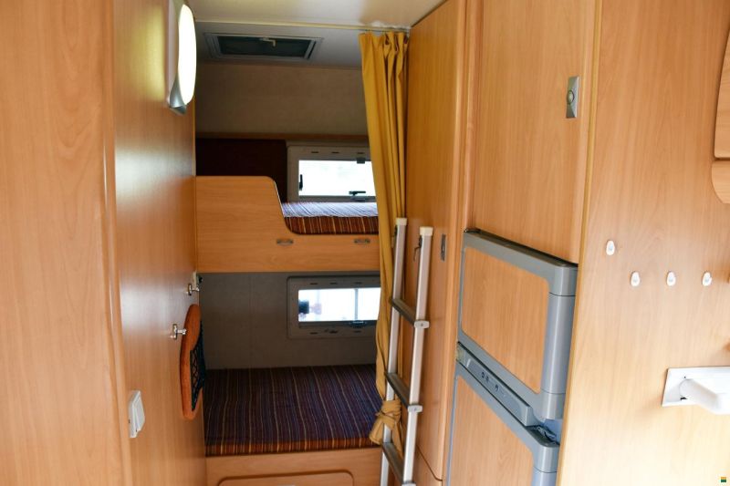 Challenger 163 2.8 JTD DIESEL ALKOVEN