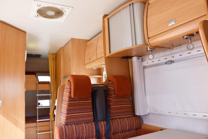 Challenger 163 2.8 JTD DIESEL ALKOVEN