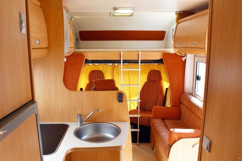 Challenger 163 2.8 JTD DIESEL ALKOVEN