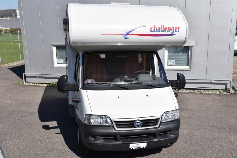 Challenger 163 2.8 JTD DIESEL ALKOVEN