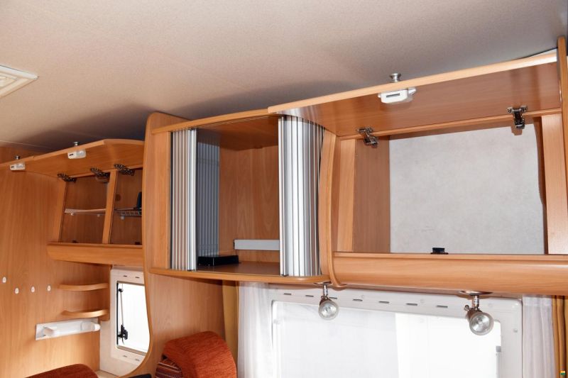 Challenger 163 2.8 JTD DIESEL ALKOVEN