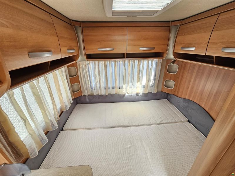 Hymer Eriba Nova L 450 mit Doppelbett!