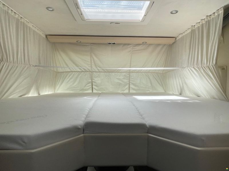 Concorde Carver 890 RRL