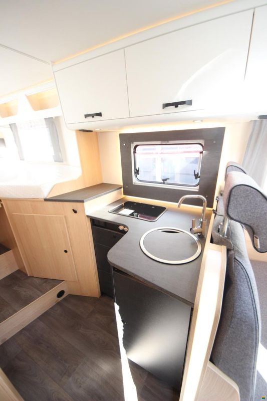 Sunlight I 67S Adventure