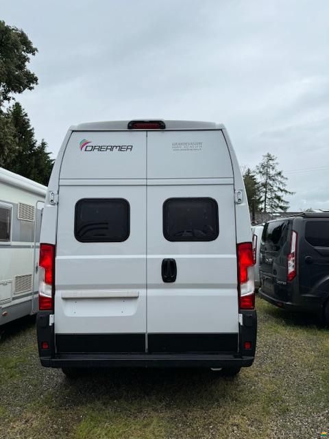 Dreamer FAMILY VAN SELECT