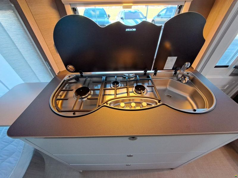 Bürstner Premio 490 TS