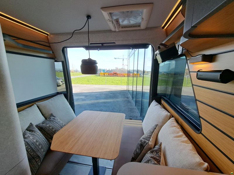 Hymer Venture S