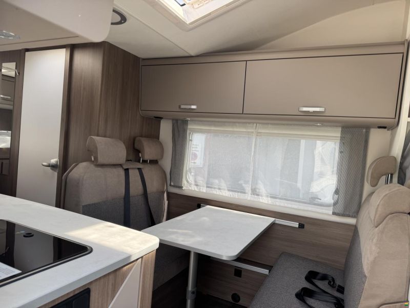 Carado A464 Pro 6 Plätzer