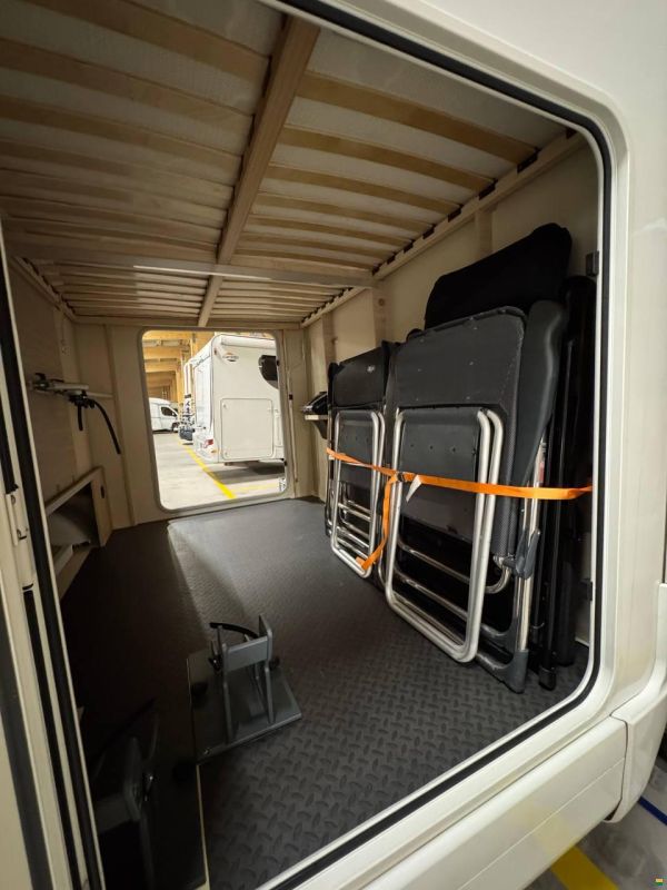 Eura Mobil Activa One 690 HB