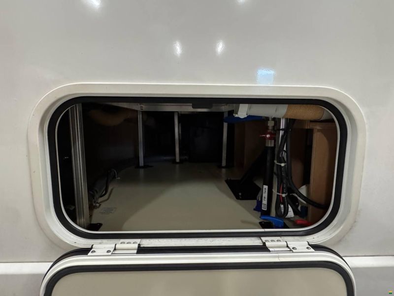 Eura Mobil Activa One 690 HB