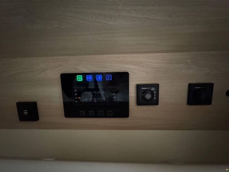 Eura Mobil Activa One 690 HB