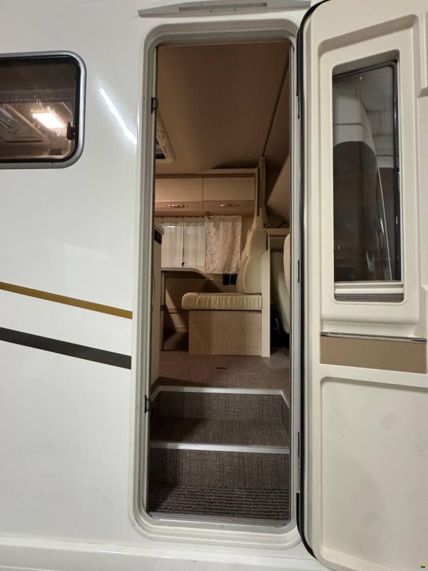 Eura Mobil Activa One 690 HB