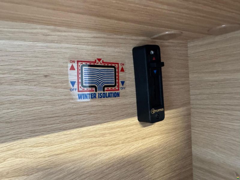 Adria Coral Axess 650 DL