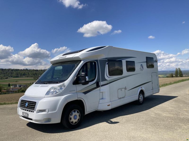 Knaus Sky TI 700 MEG