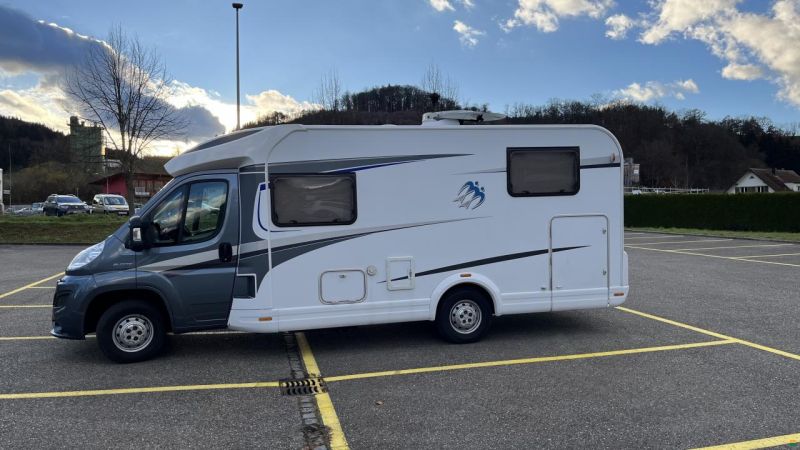 Knaus Sky-TI 350 MEG
