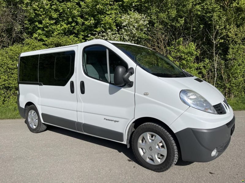 Renault Trafic 2.0 dCi115 Passenger Authentique