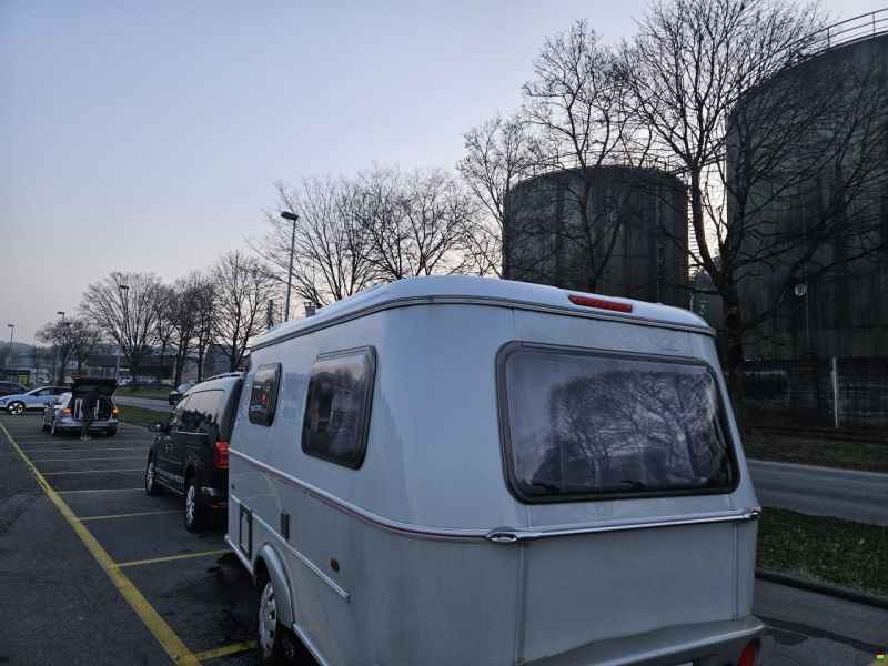Eriba Triton 430