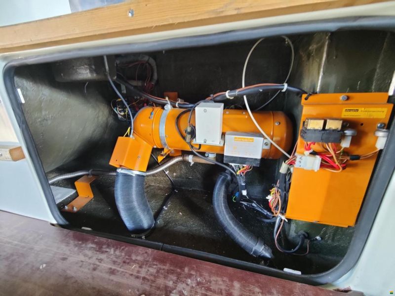 712 M 6x6 Kommandokabine