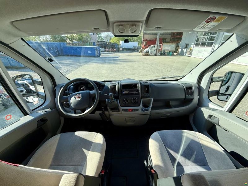 Bürstner Travel T620 - Längsbetten