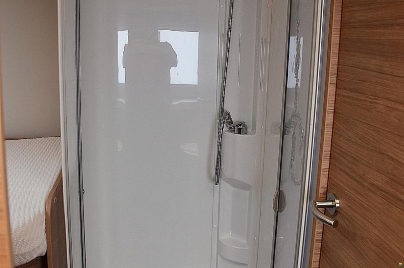 Weinsberg CARASUITE 700 ME 2.2 MJ140