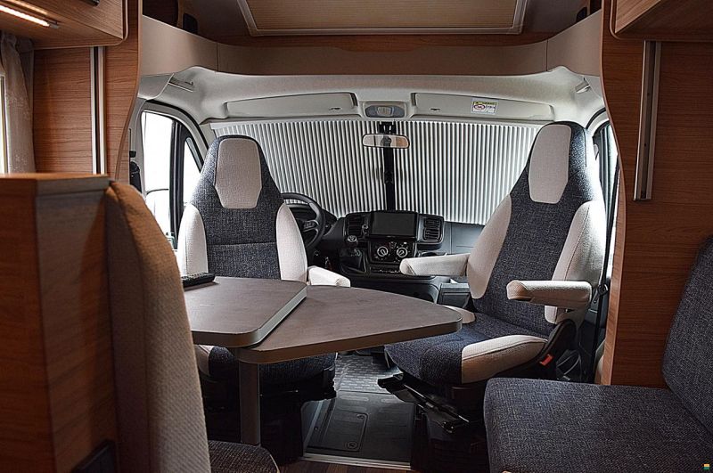 Weinsberg CARASUITE 700 ME 2.2 MJ140