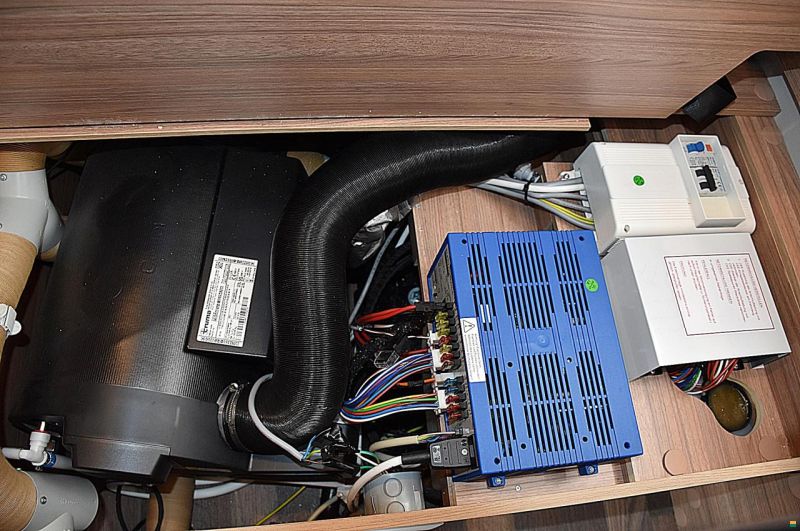 Weinsberg CARASUITE 700 ME 2.2 MJ140