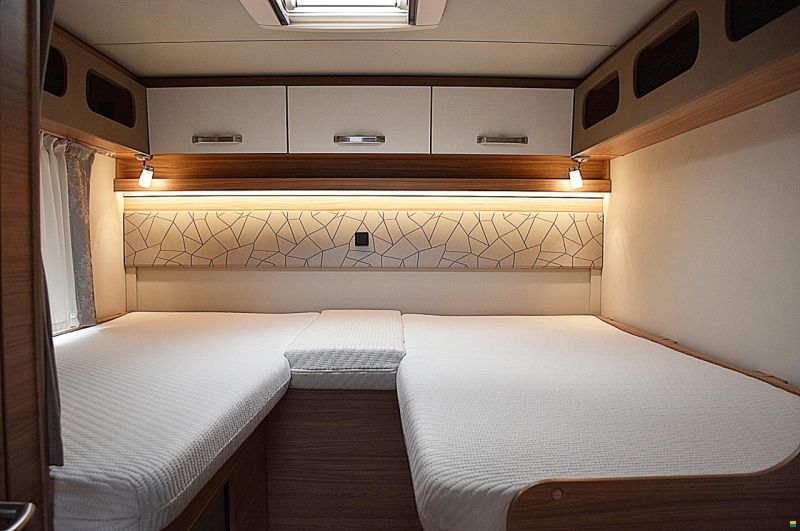 Weinsberg CARASUITE 700 ME 2.2 MJ140