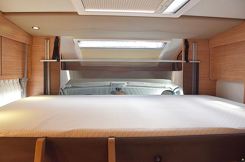 Weinsberg CARASUITE 700 ME 2.2 MJ140