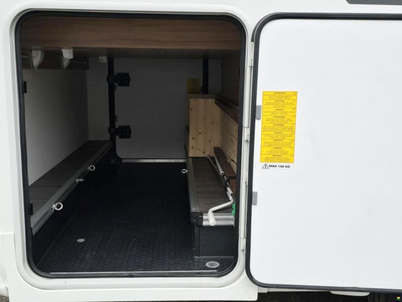 Adria MATRIX AXESS 600 SC 2.2 HDI