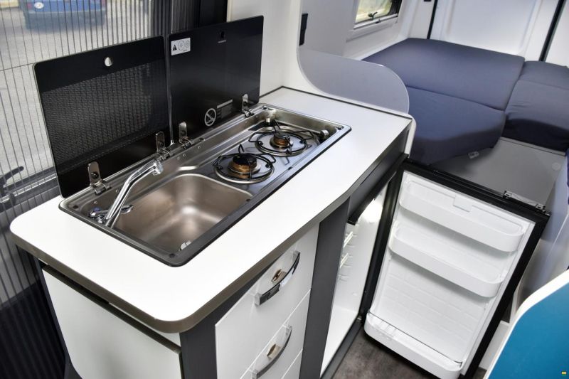 Pilote V 600 J PREMIUM 2.3 MJ 140 AUTOMAT