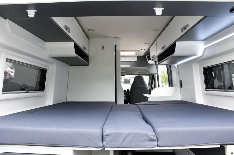 Pilote V 600 J PREMIUM 2.3 MJ 140 AUTOMAT