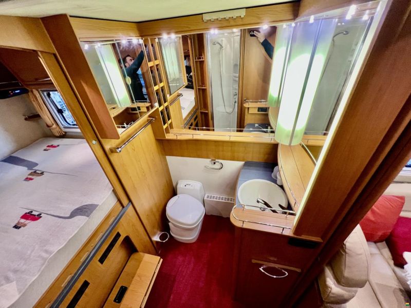 Niesmann-Bischoff Flair 6700 iTA