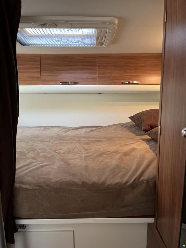 Adria Matrix M 680 SP