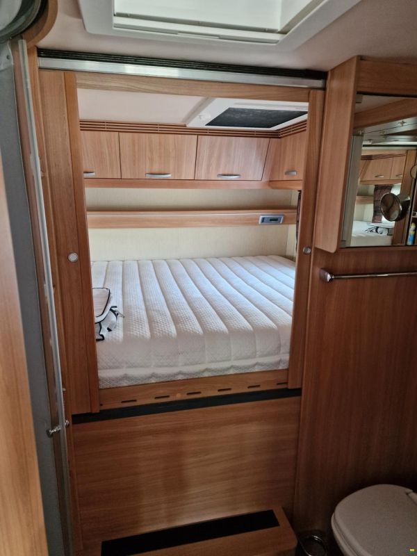 Niesmann-Bischoff Flair 7100i C